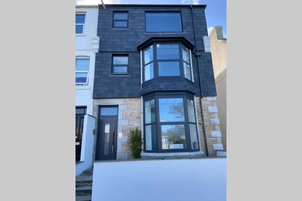 Beachside Apartment In The Centre Of Town 新码头 外观 照片